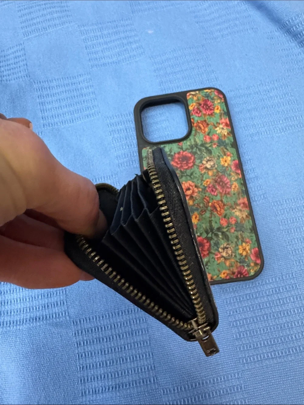 IPHONE 15Pro Max Floral Green Magnetic Zip Wallet Phone Case
